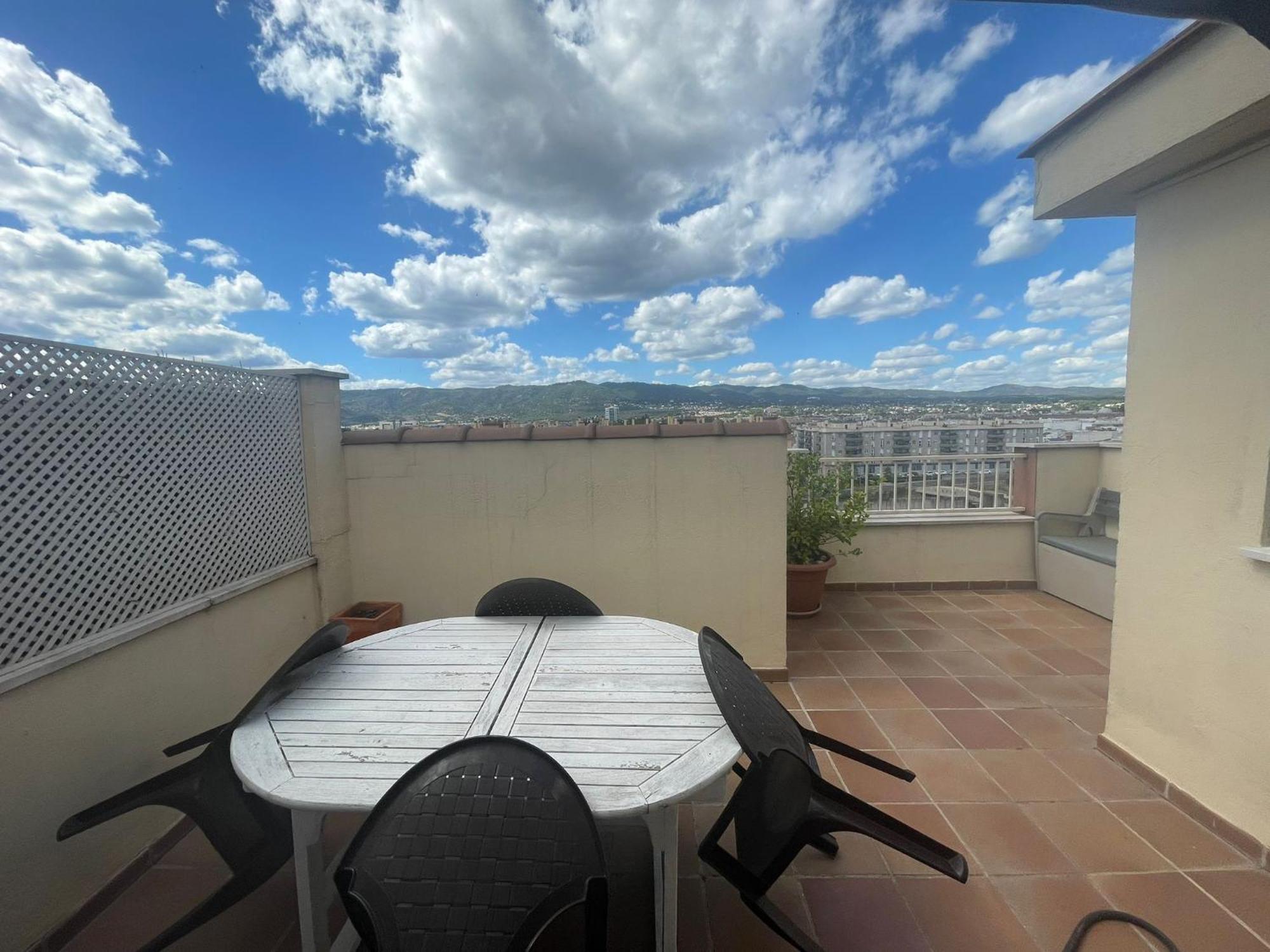 Atico Duplex Mirasierra Renfe 50 M Centrico