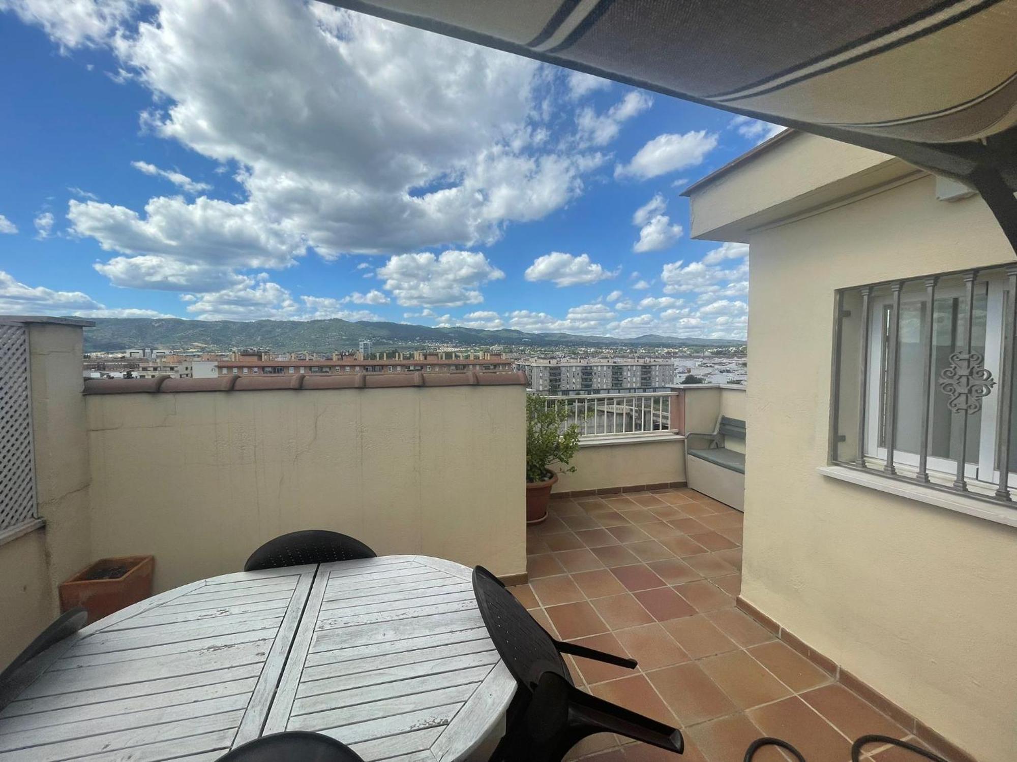 Atico Duplex Mirasierra Renfe 50 M Centrico * Córdoba