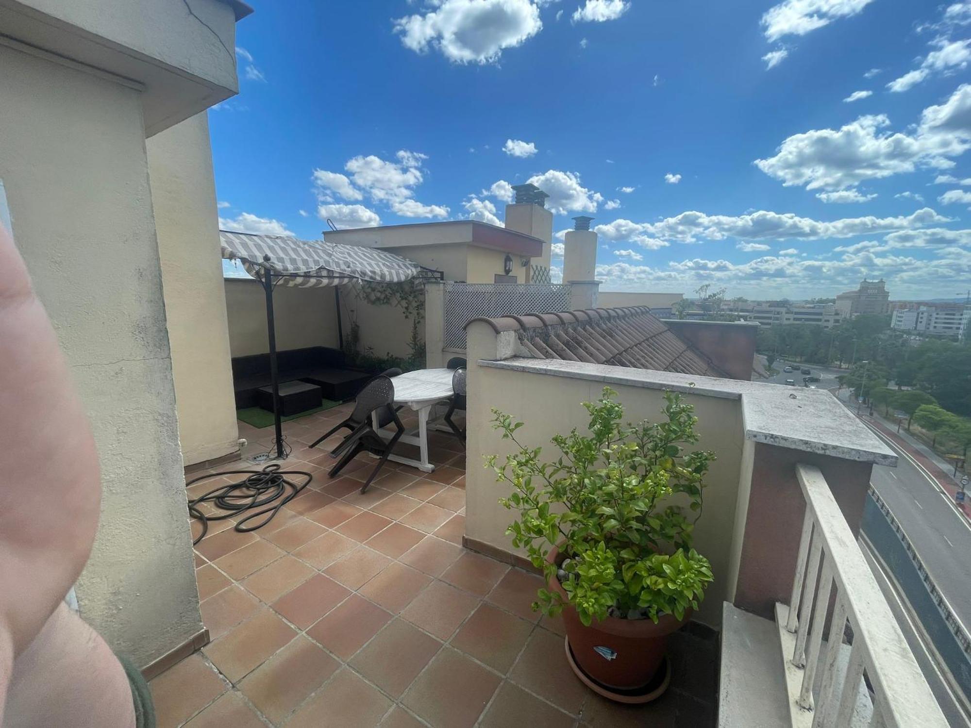 Atico Duplex Mirasierra Renfe 50 M Centrico Apartamento